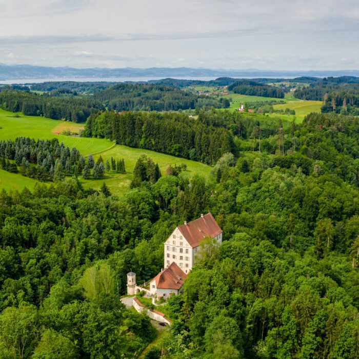 Schloss Achberg, Luftaufnahme | Foto Erika Duerr