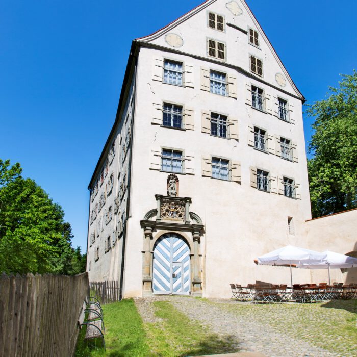 Schloss Achberg, Eingangsportal und Innenhof | Foto Karin Volz